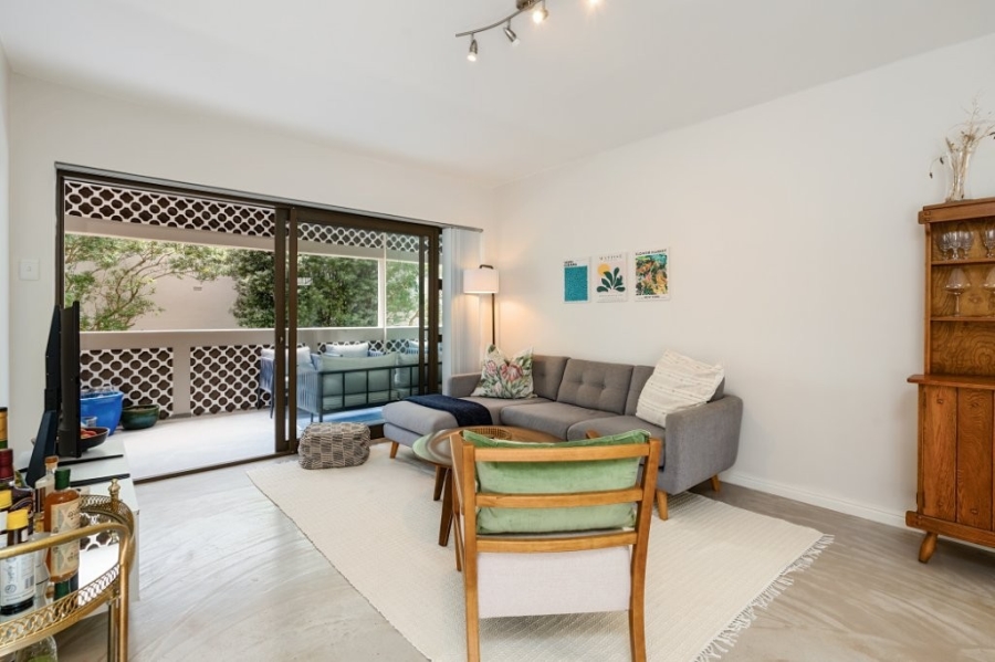To Let 2 Bedroom Property for Rent in Three Anchor Bay Western Cape